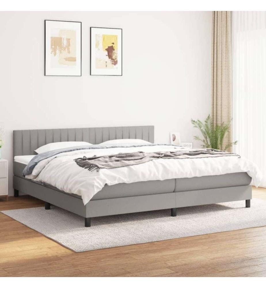 Boxspringbett mit Matratze Hellgrau 200x200 cm Stoff