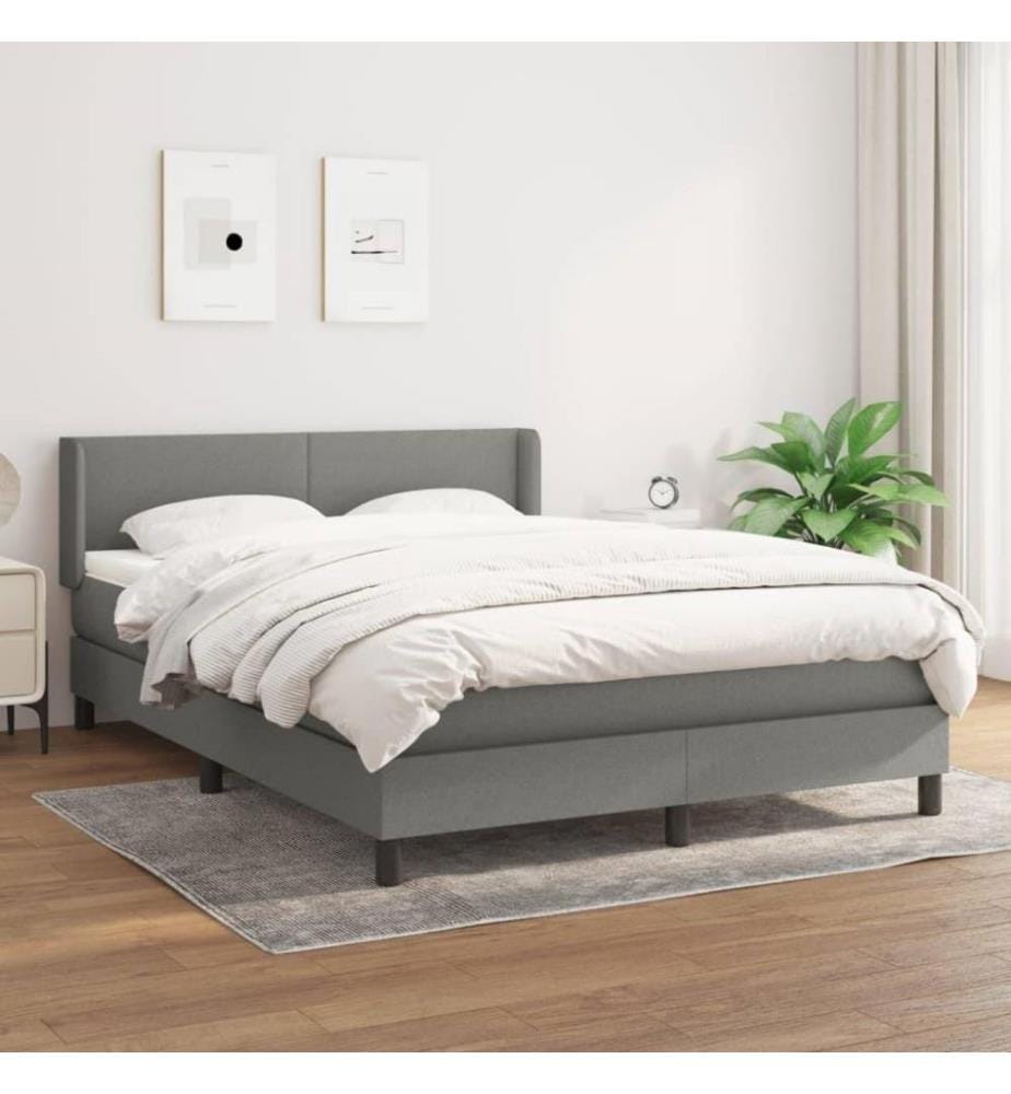 Boxspringbett mit Matratze Dunkelgrau 140x200 cm Stoff