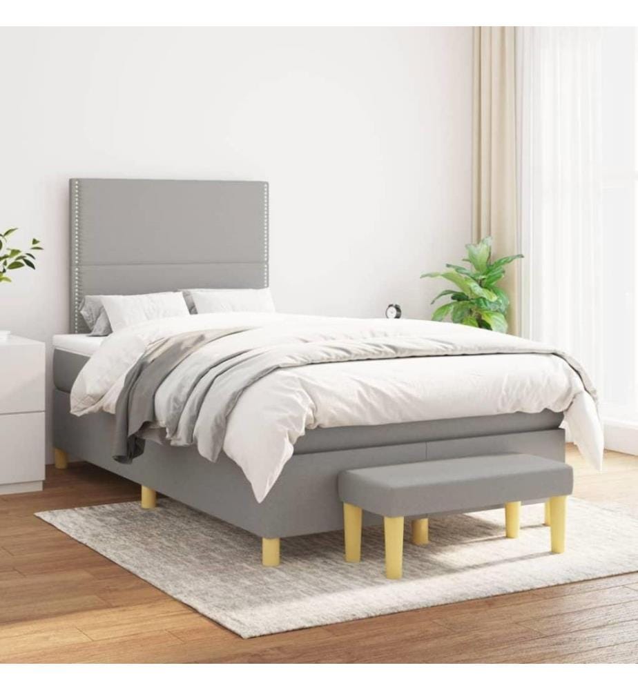 Boxspringbett mit Matratze Hellgrau 120x200 cm Stoff