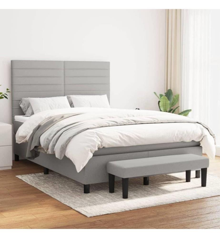 Boxspringbett mit Matratze Hellgrau 140x190 cm Stoff