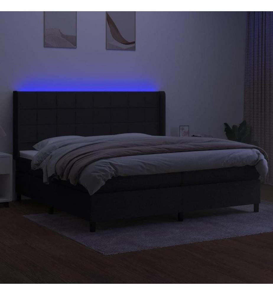 Boxspringbett mit Matratze & LED Schwarz 200x200 cm Stoff