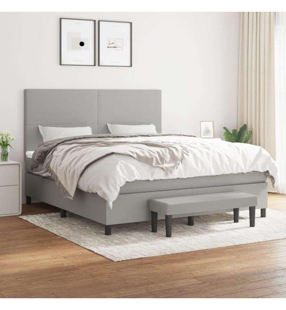 Boxspringbett mit Matratze Hellgrau 160x200 cm Stoff