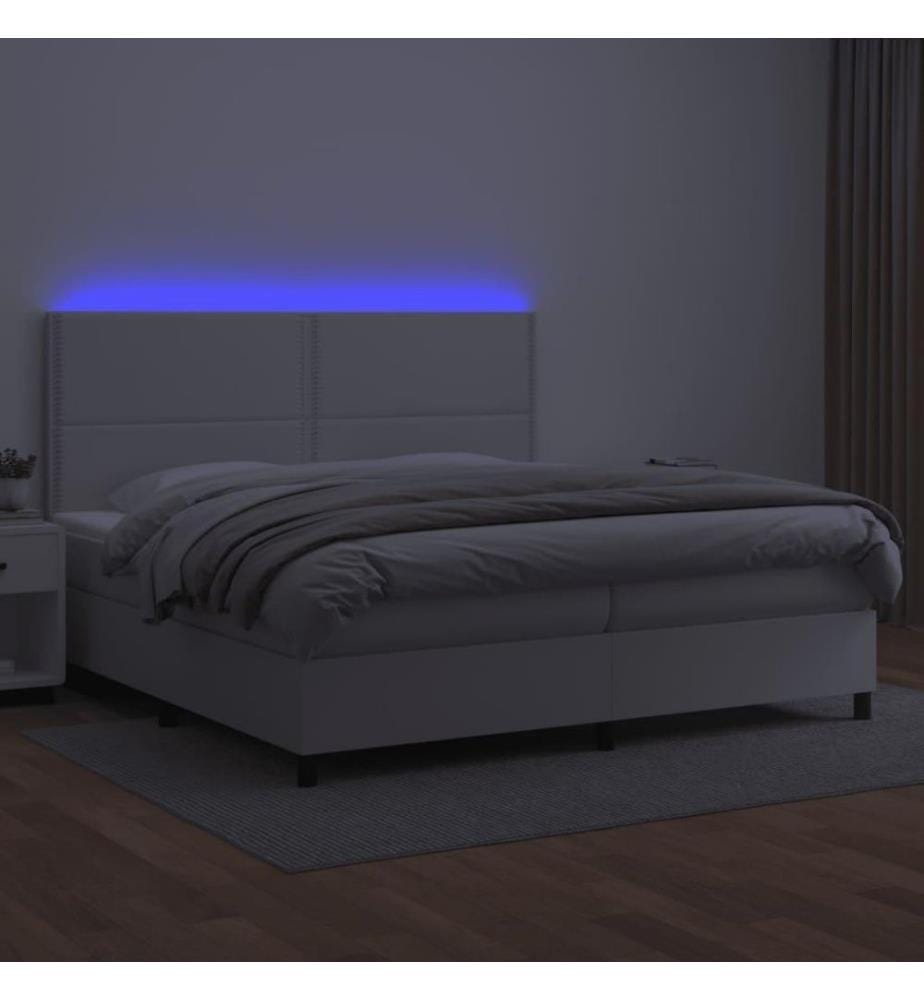 Boxspringbett mit Matratze & LED Weiss 200x200 cm Kunstleder