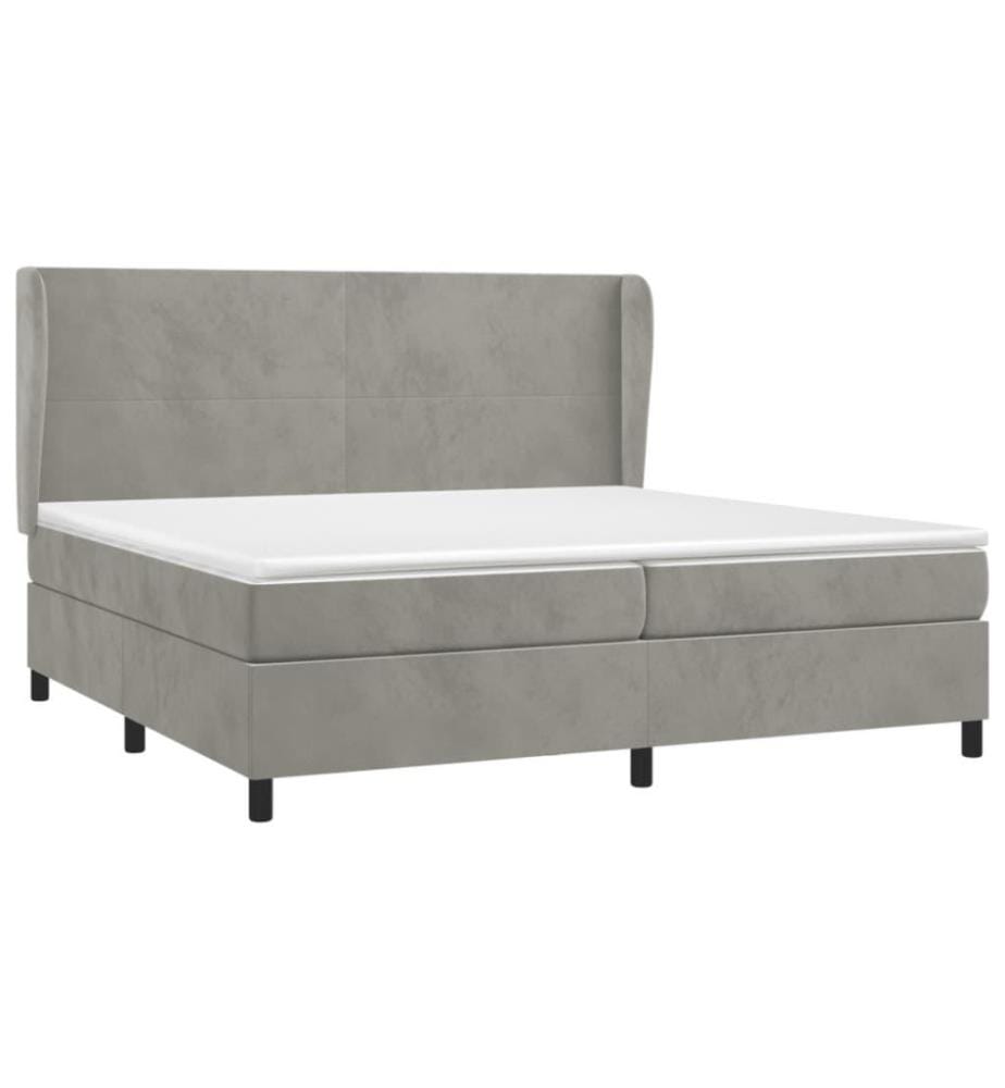 Boxspringbett mit Matratze Hellgrau 200x200 cm Samt