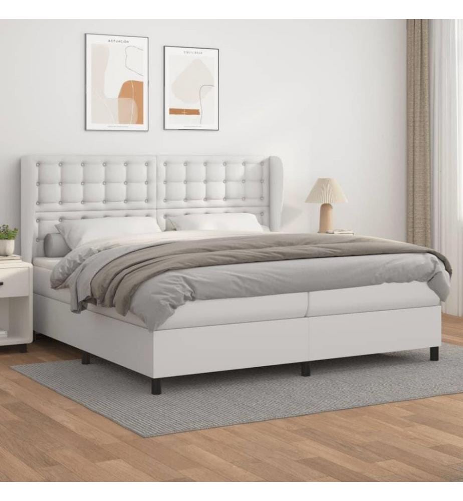 Boxspringbett mit Matratze Weiss 200x200 cm Kunstleder