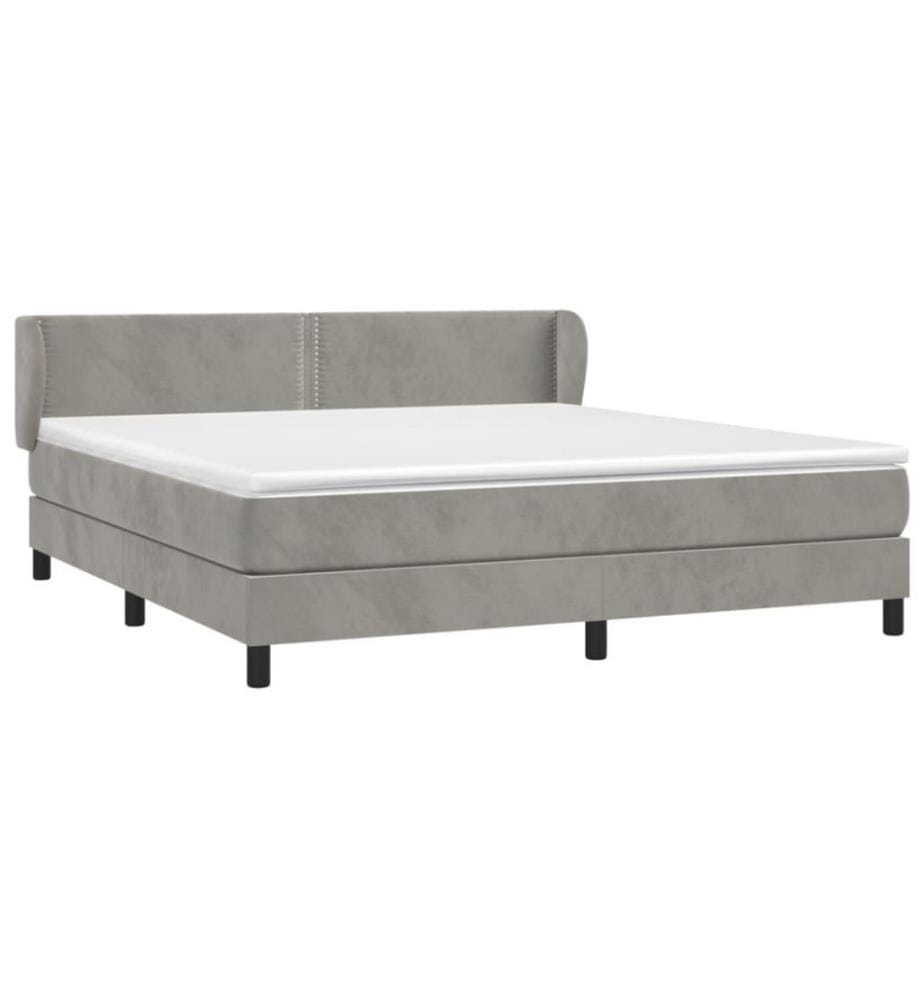 Boxspringbett mit Matratze Hellgrau 180x200 cm Samt