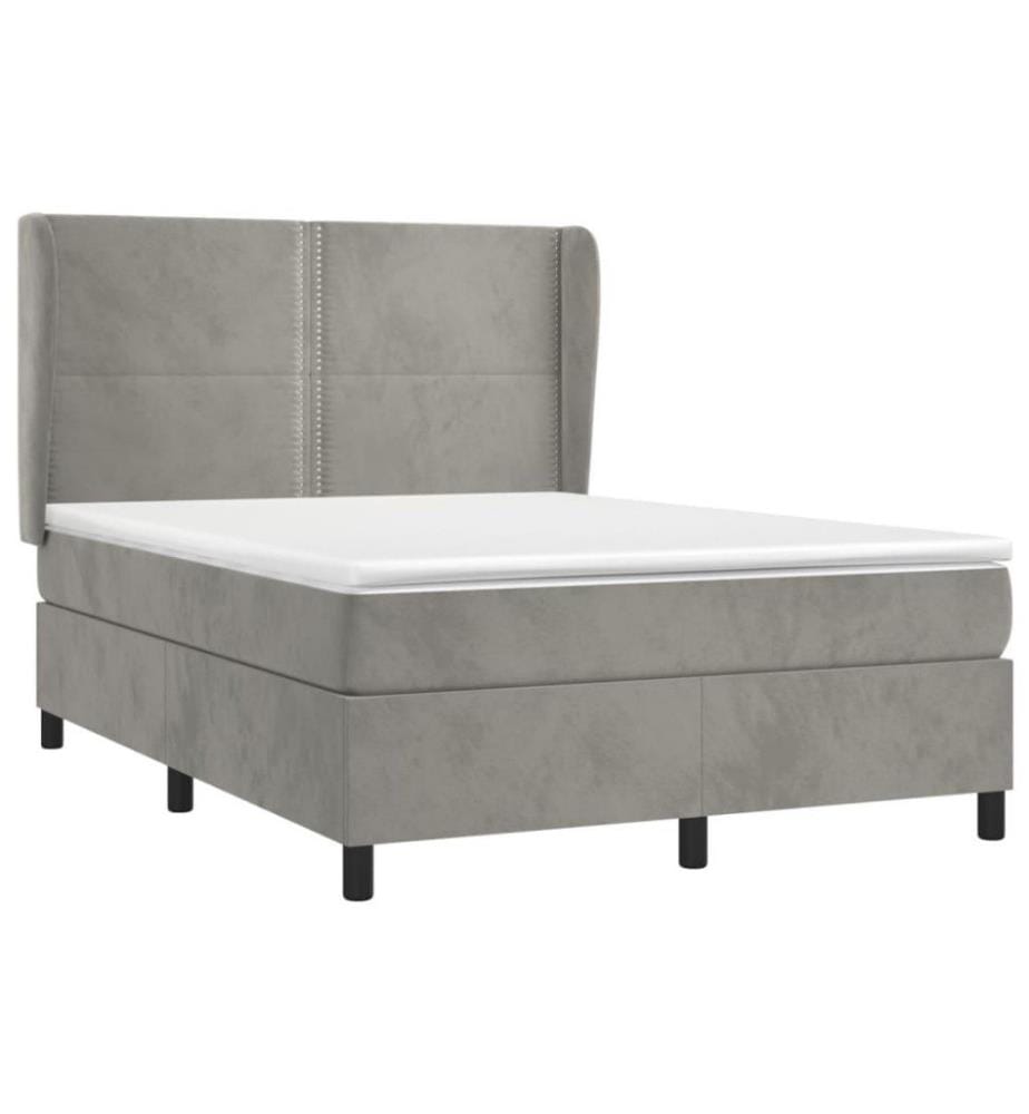 Boxspringbett mit Matratze Hellgrau 140x200 cm Samt