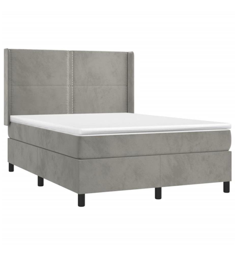 Boxspringbett mit Matratze Hellgrau 140x200 cm Samt