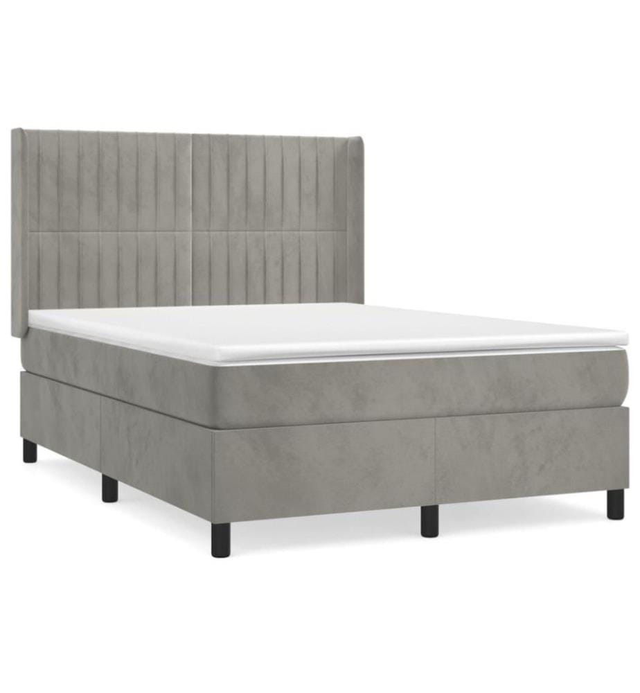 Boxspringbett mit Matratze Hellgrau 140x200 cm Samt
