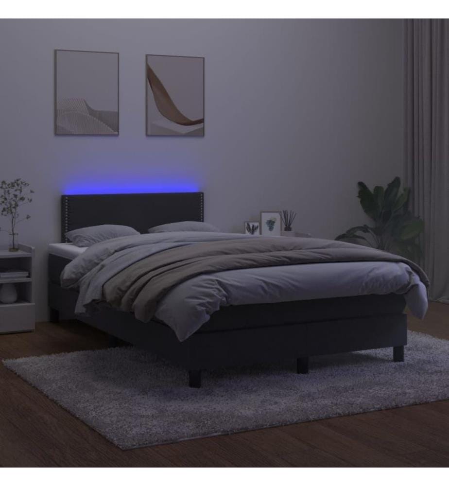 Boxspringbett mit Matratze & LED Schwarz 120x200 cm Samt