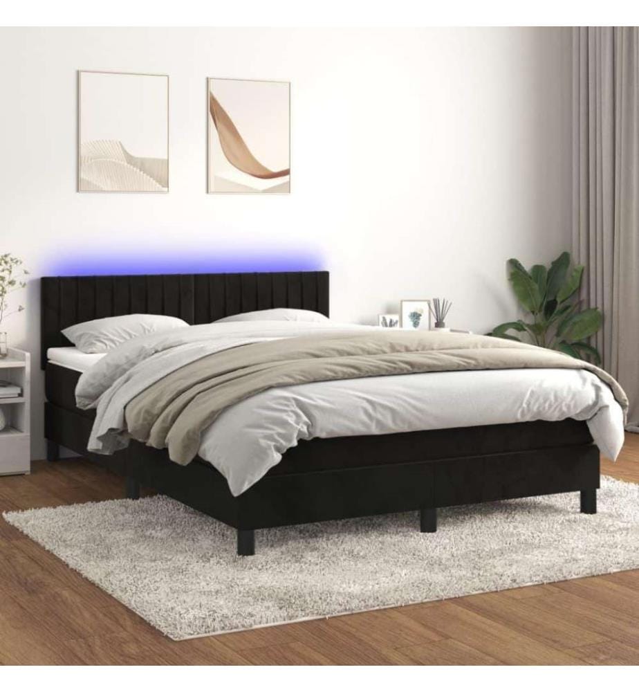 Boxspringbett mit Matratze & LED Schwarz 140x200 cm Samt