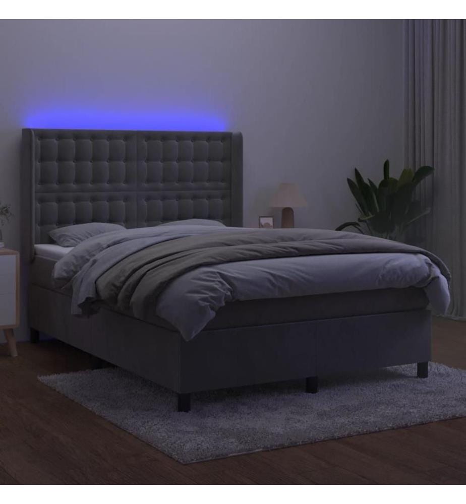 Boxspringbett mit Matratze & LED Hellgrau 140x200 cm Samt