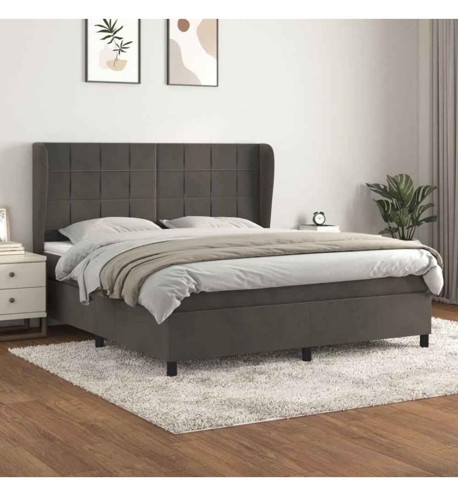 Boxspringbett mit Matratze Dunkelgrau 180x200 cm Samt
