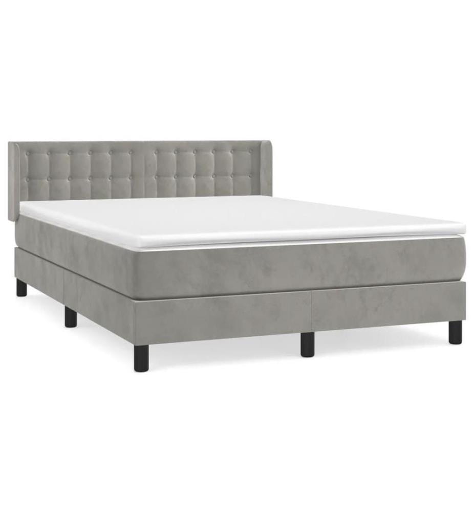 Boxspringbett mit Matratze Hellgrau 140x200 cm Samt