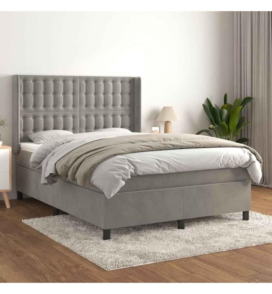 Boxspringbett mit Matratze Hellgrau 140x190 cm Samt