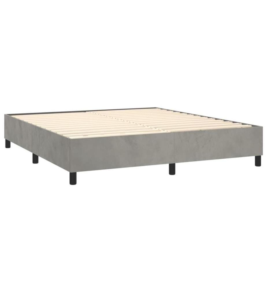 Boxspringbett mit Matratze Hellgrau 180x200 cm Samt
