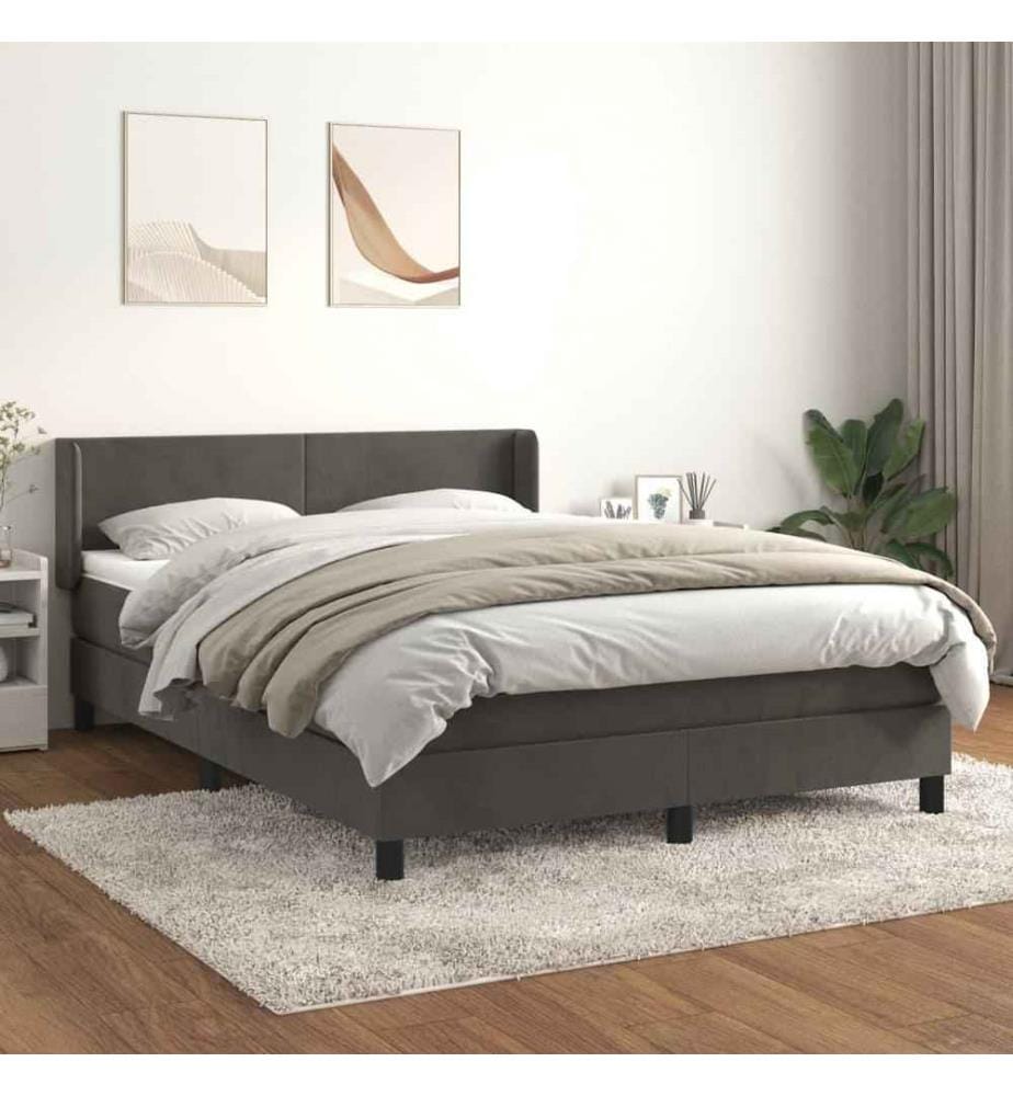 Boxspringbett mit Matratze Dunkelgrau 140x190 cm Samt