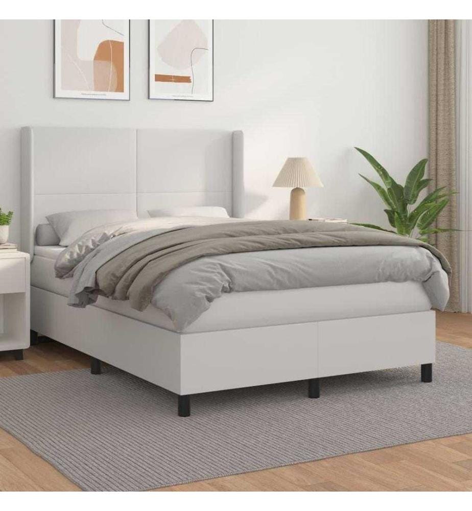 Boxspringbett mit Matratze Weiss 140x200 cm Kunstleder