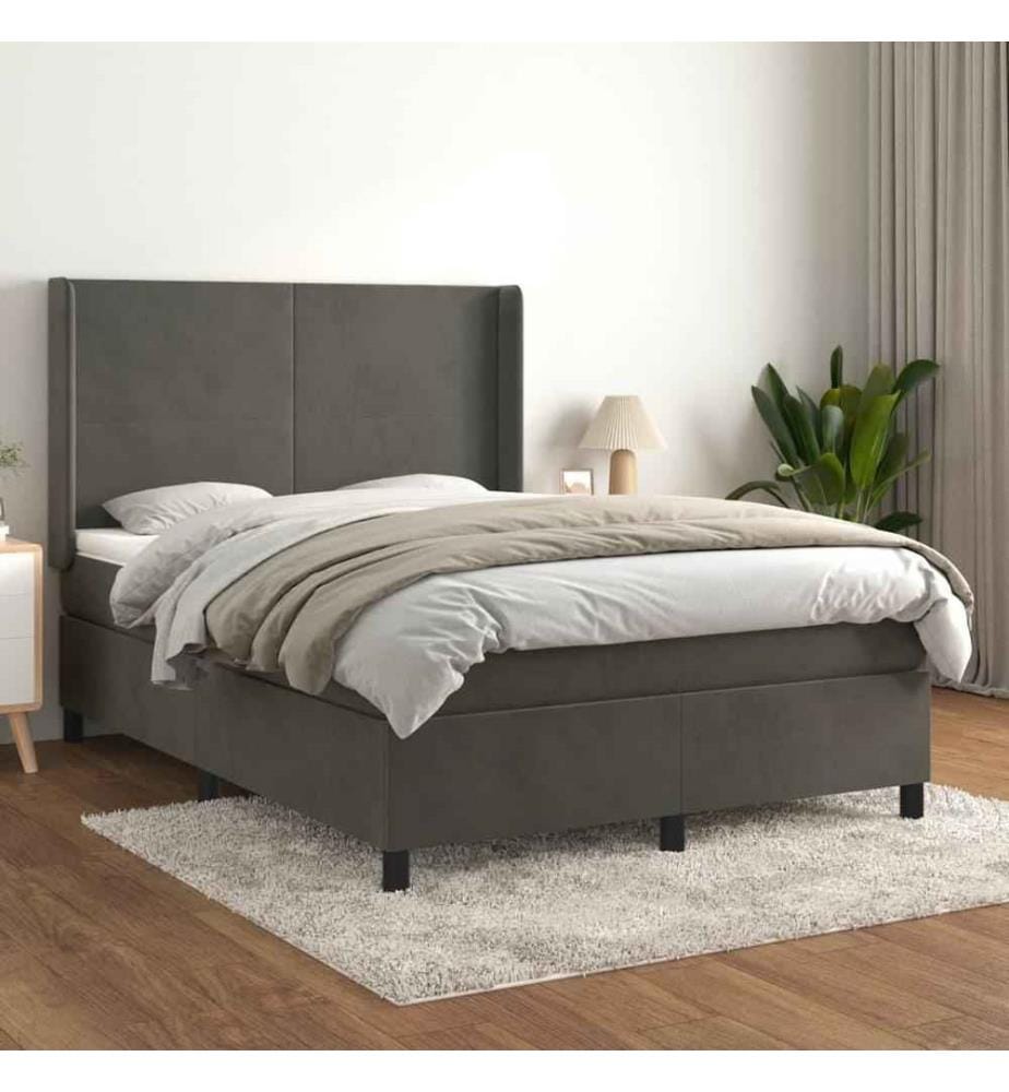 Boxspringbett mit Matratze Dunkelgrau 140x190 cm Samt