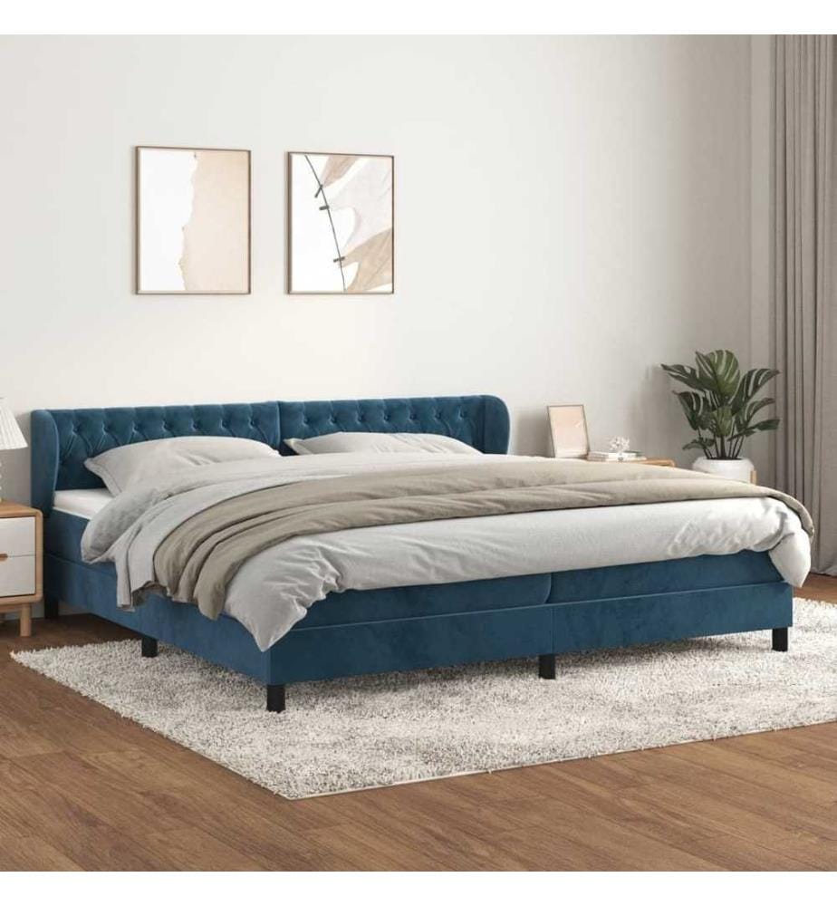 Boxspringbett mit Matratze Dunkelblau 200x200 cm Samt