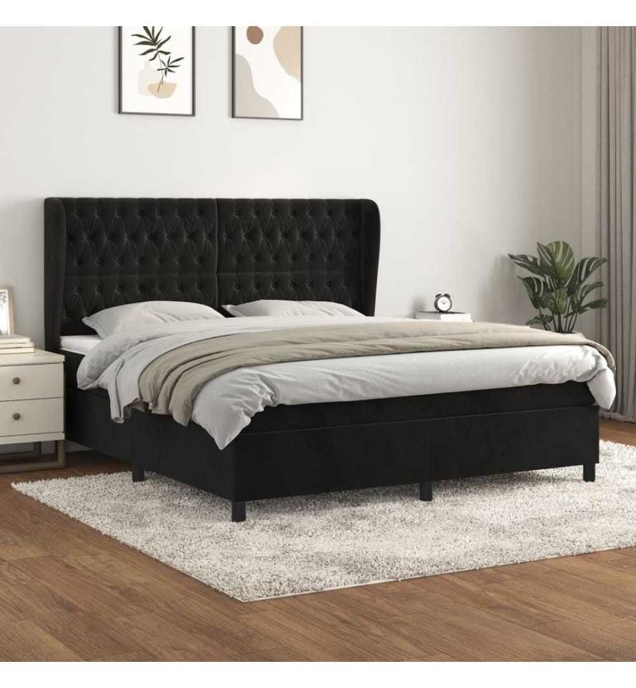Boxspringbett mit Matratze Schwarz 180x200 cm Samt