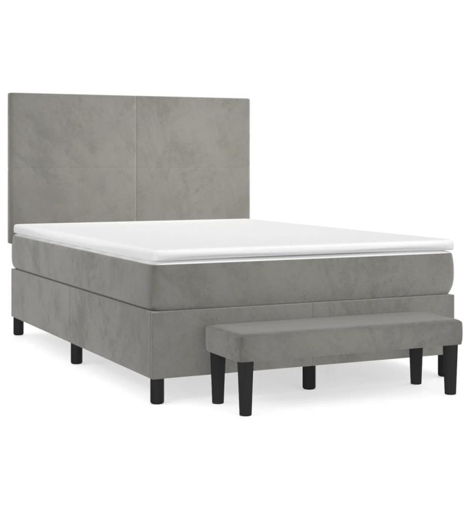 Boxspringbett mit Matratze Hellgrau 140x200 cm Samt