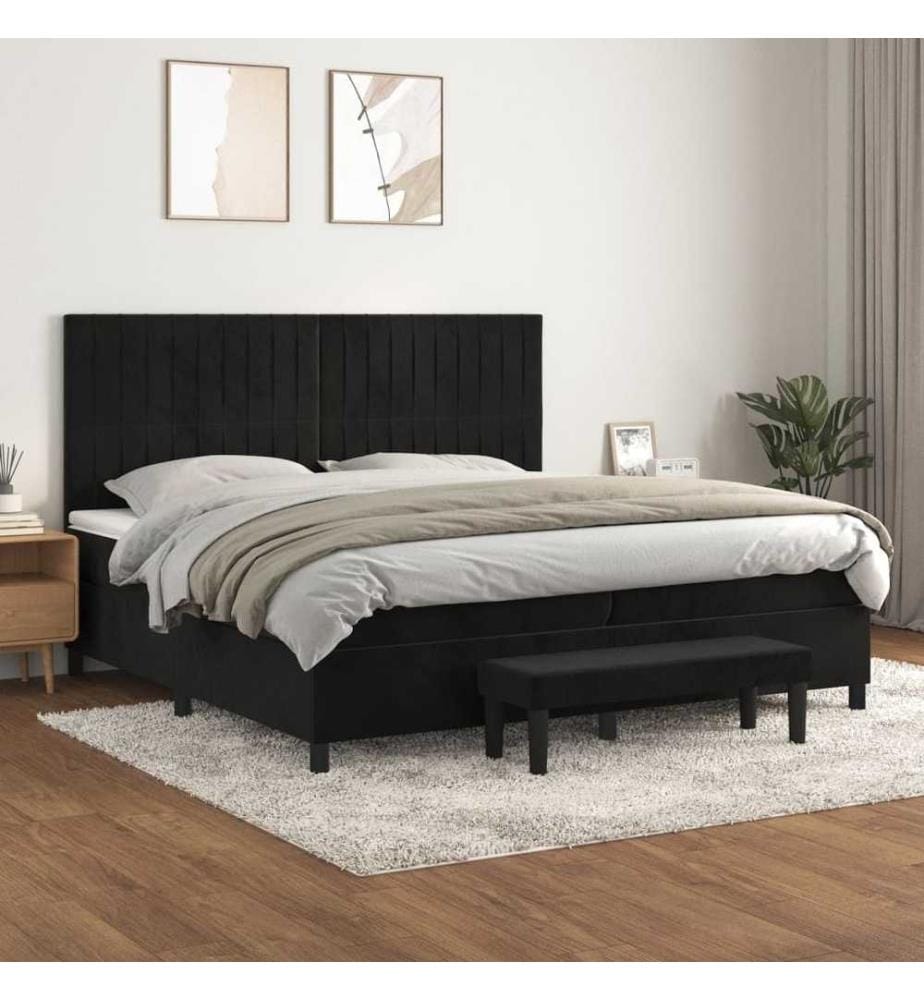 Boxspringbett mit Matratze Schwarz 200x200 cm Samt
