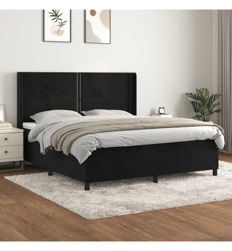 Boxspringbett mit Matratze Schwarz 180x200 cm Samt