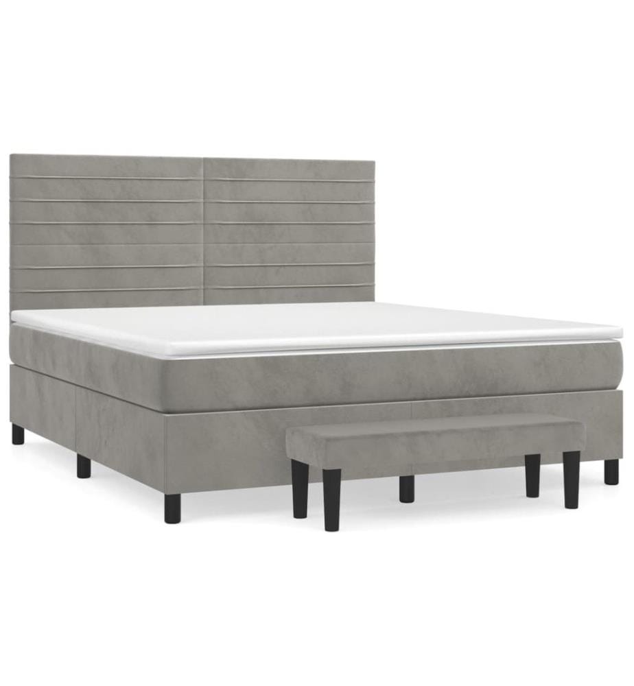 Boxspringbett mit Matratze Hellgrau 180x200 cm Samt