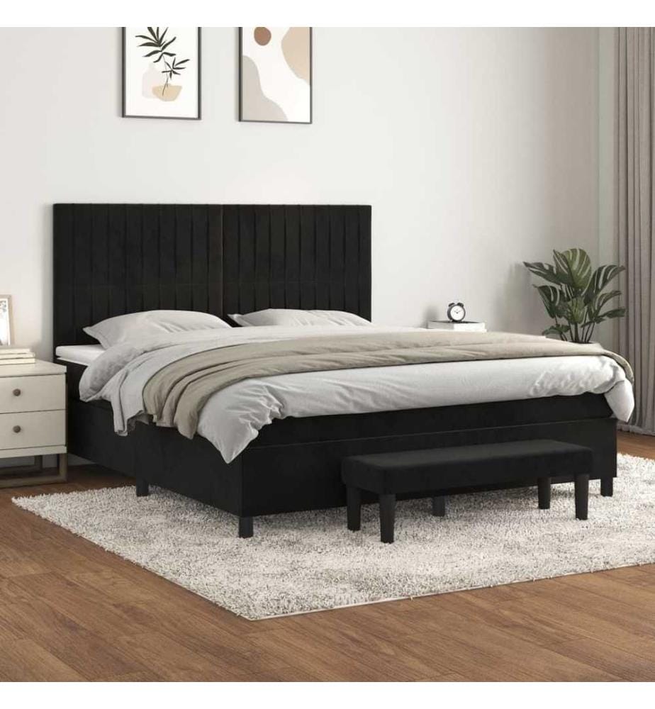 Boxspringbett mit Matratze Schwarz 180x200 cm Samt