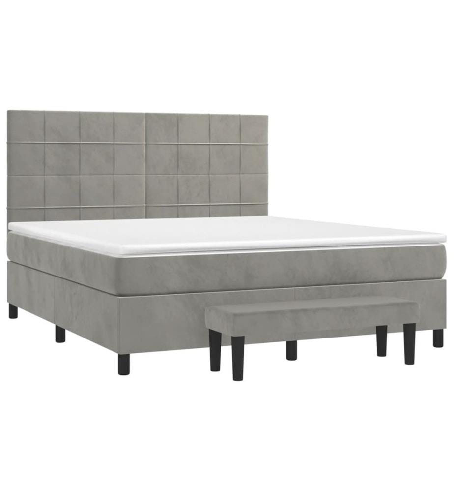 Boxspringbett mit Matratze Hellgrau 180x200 cm Samt