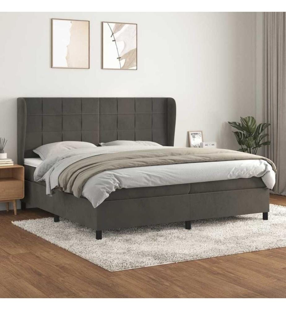 Boxspringbett mit Matratze Dunkelgrau 200x200 cm Samt