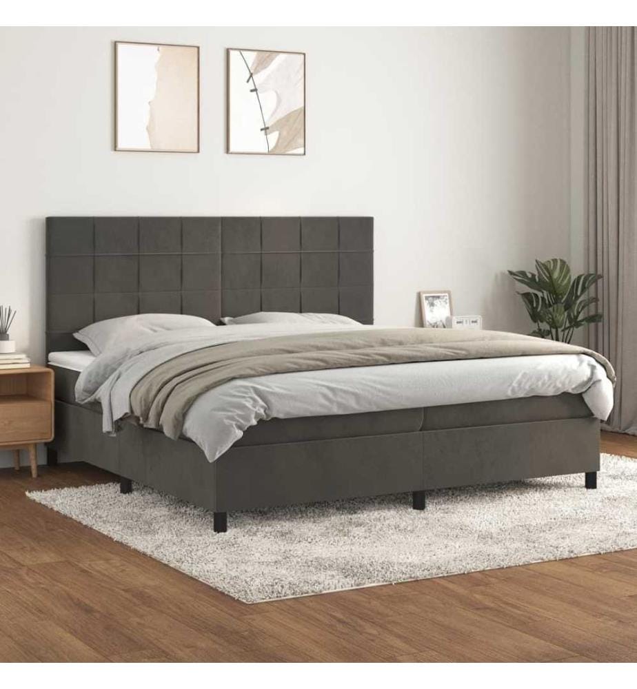 Boxspringbett mit Matratze Dunkelgrau 200x200 cm Samt