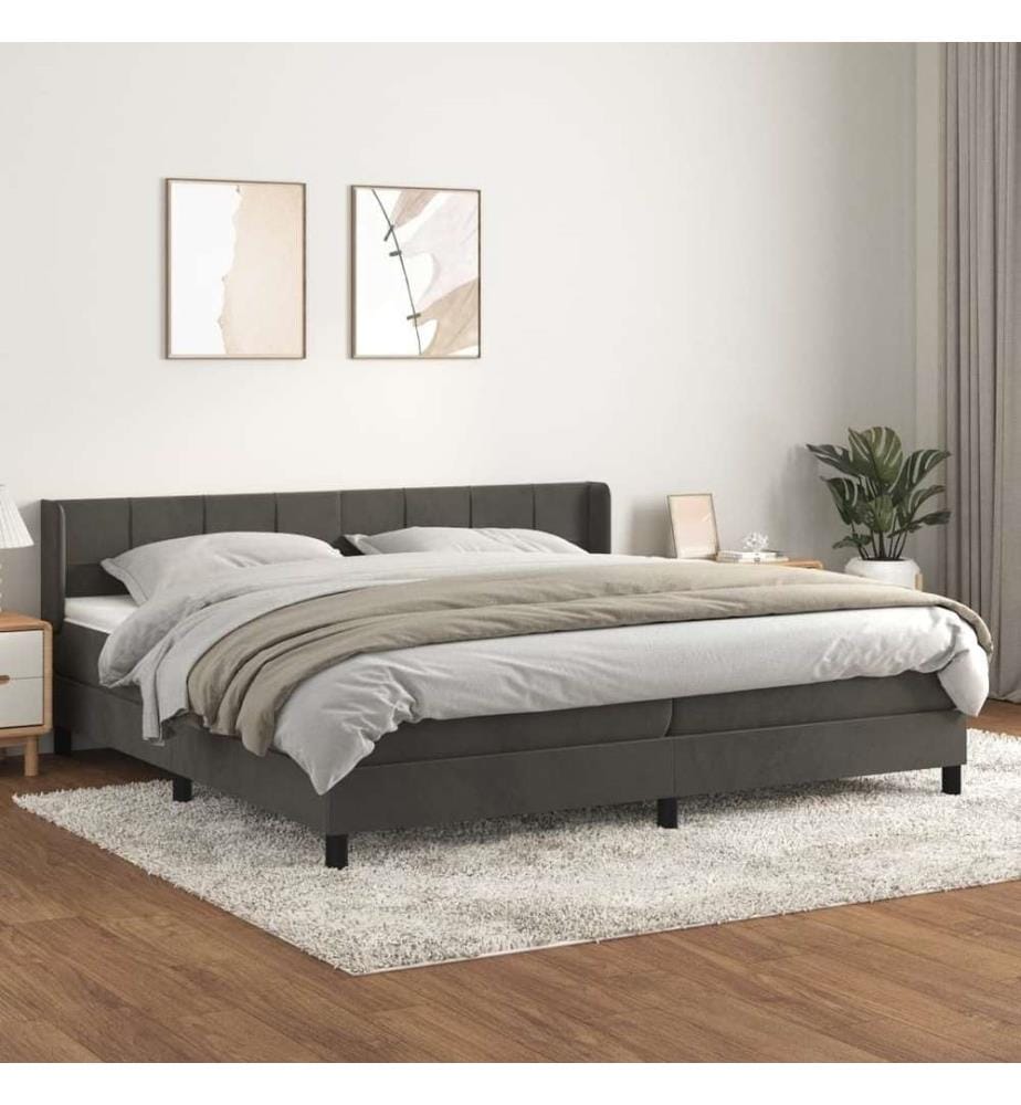 Boxspringbett mit Matratze Dunkelgrau 200x200 cm Samt