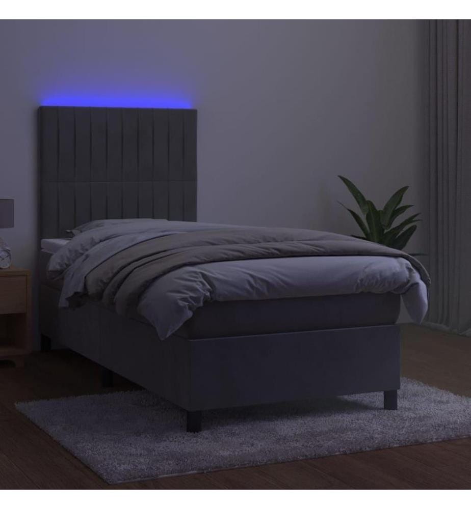 Boxspringbett mit Matratze & LED Hellgrau 80x200 cm Samt