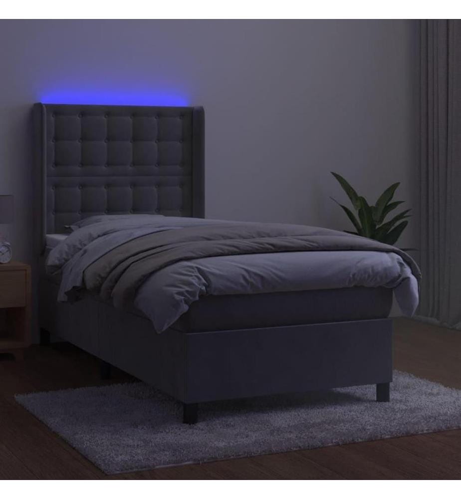 Boxspringbett mit Matratze & LED Hellgrau 80x200 cm Samt