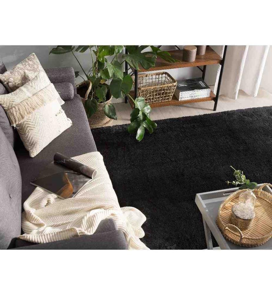 Teppich Schwarz 160 x 230 cm Shaggy mit Kuschelfaktor Getuftet in rechteckiger Form Klassisch