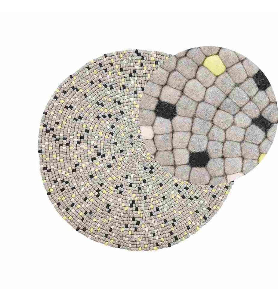 Tapis Rond 140 cm en Boules de Laine Feutrée Gris Clair Ajout Parfait pour tout Salon ou Chambre Rétro et Moderne