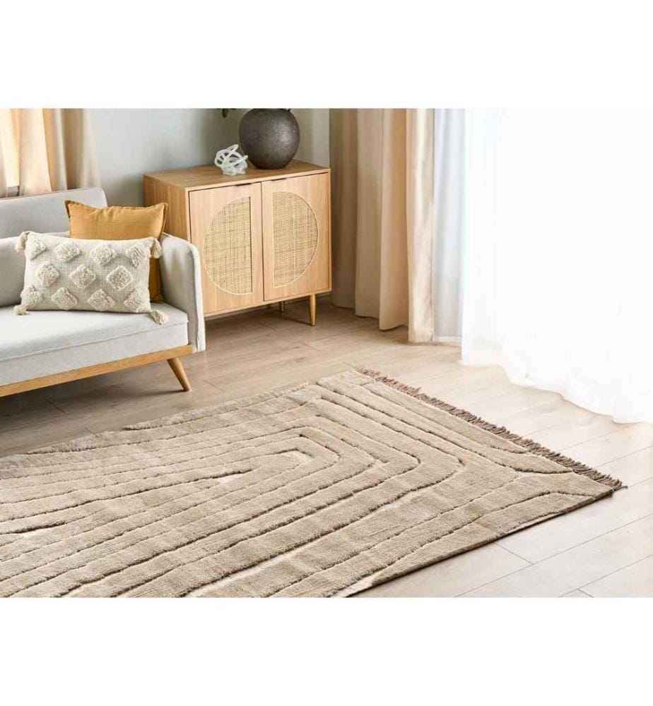 Teppich Beige Stoff Rechteckig 160 x 230 cm mit Hoch-Tief-Struktur Fransen Maschinengewebt Modern Kurzhaar Fussbodenheizung Geeignet Wohnzimmer