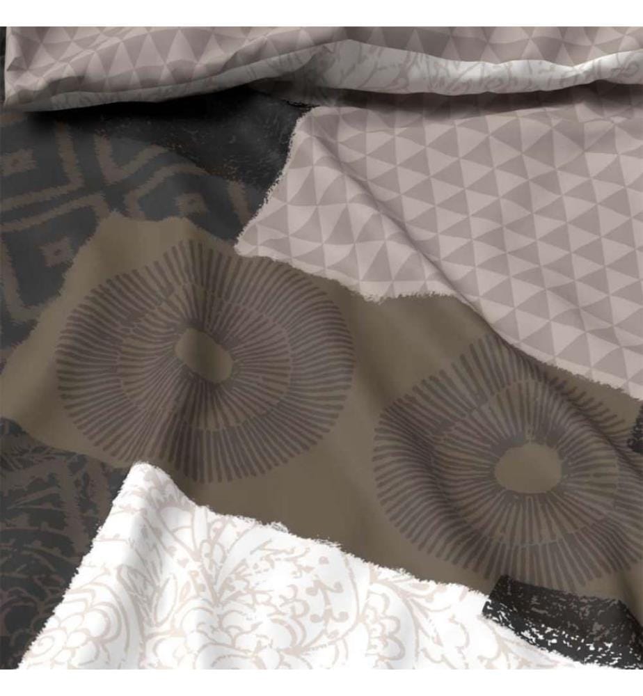 LOTUS - Création linge de lit en satin Yeshia - 65 x 65 cm