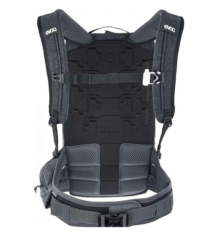 evoc fr trail women's 20l protector backpack