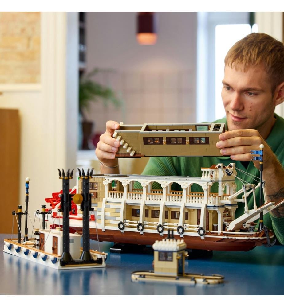 LEGO 21356 - Le bateau à vapeur du Mississippi