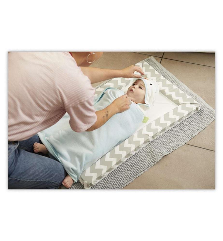 Tommee Tippee Hug n Dry Hooded Towel for babies … DeinDeal