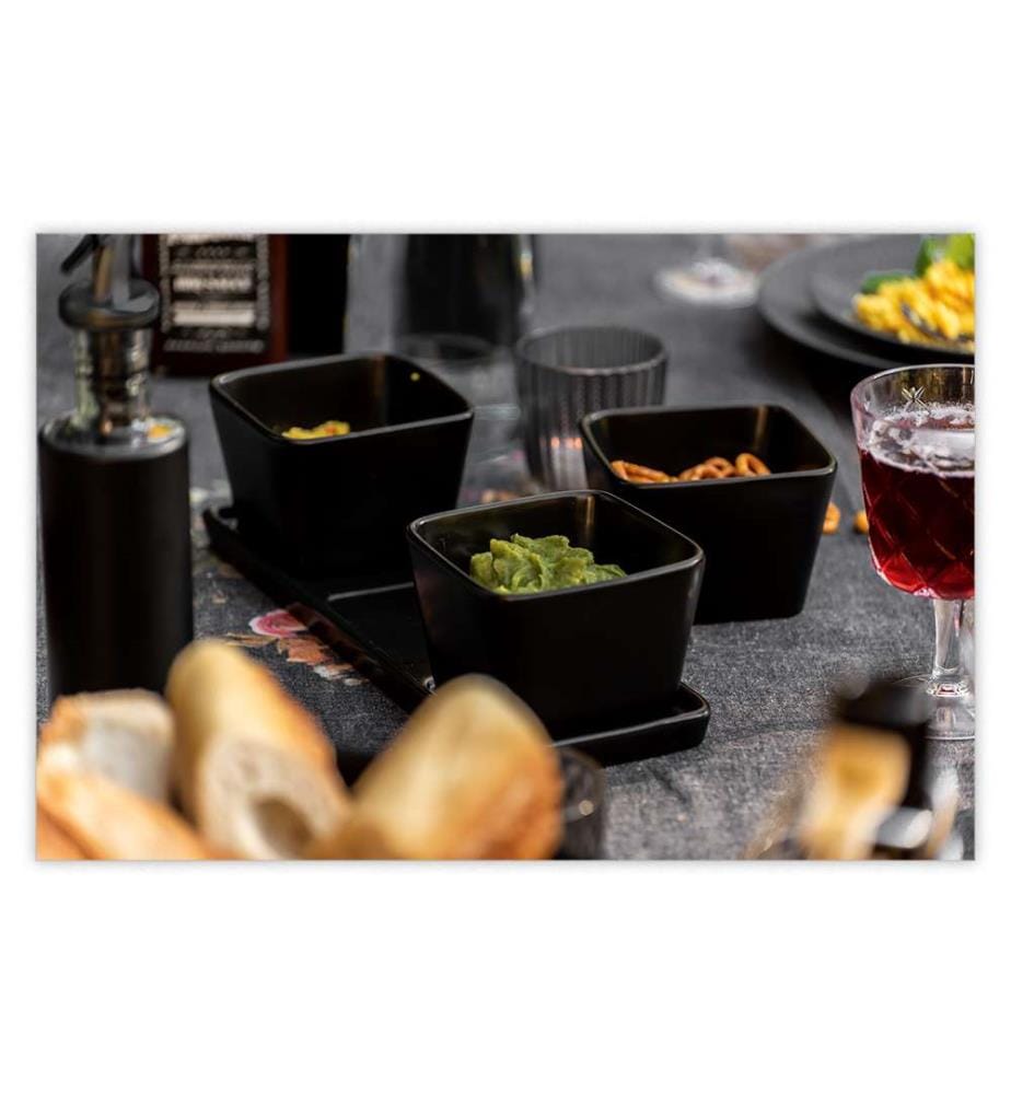 Aperitif-Set mit Tablett und 3 Schalen Snack & Dip, Tablett mit 3 x 300 Schalen