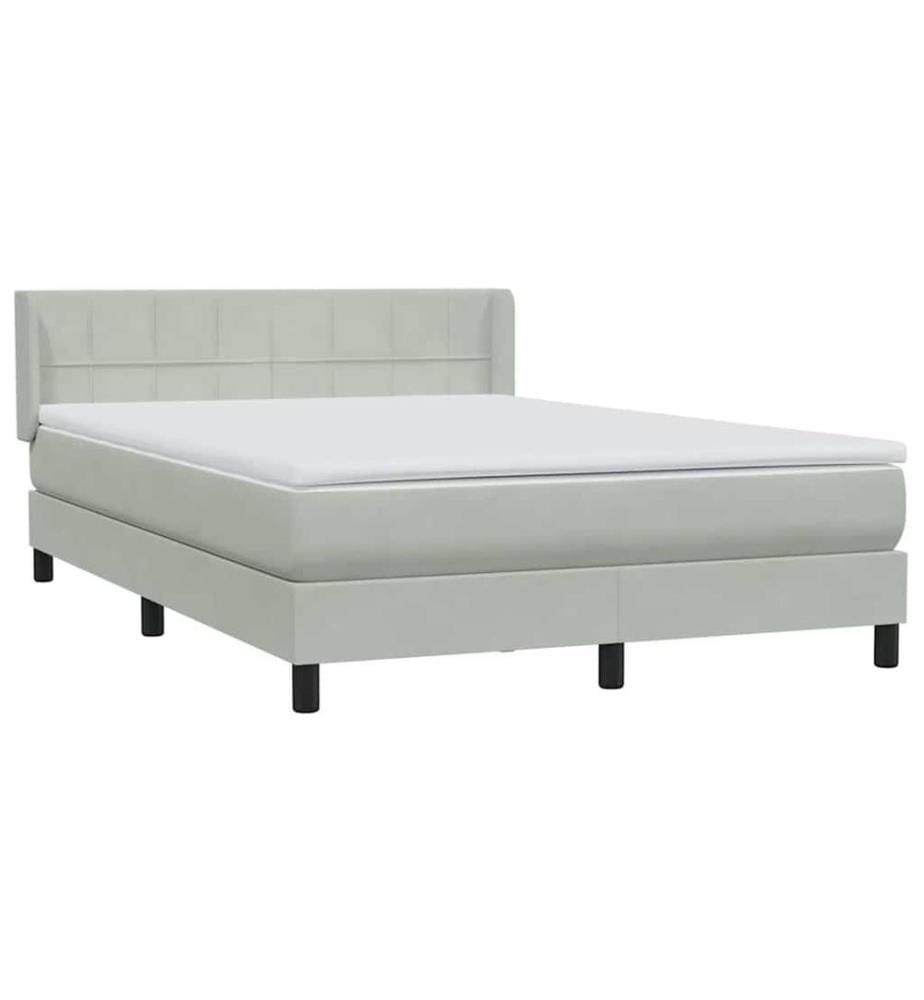 Boxspringbett mit Matratze Hellgrau 140x210 cm Samt