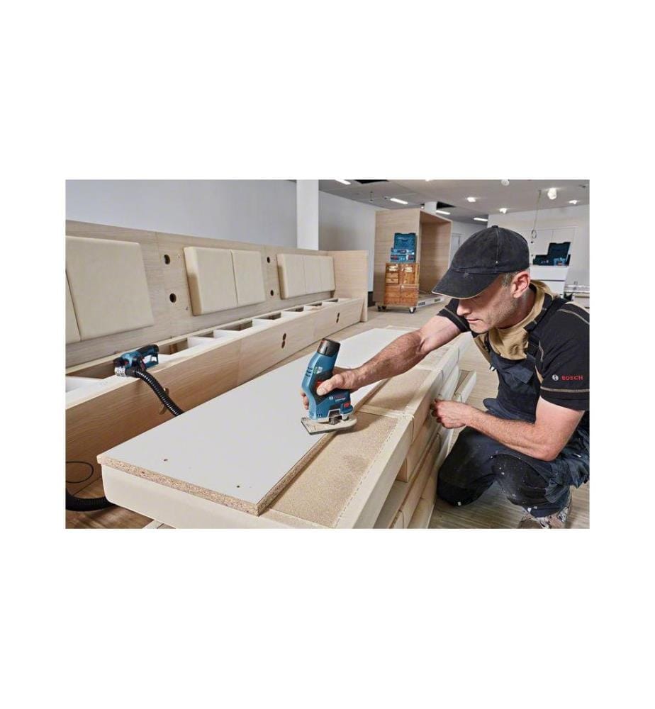 BOSCH - Professional Fraiseuse de bords sans fil GKF 12V-8, 2 x 3.0Ah, L-Boxx Kit