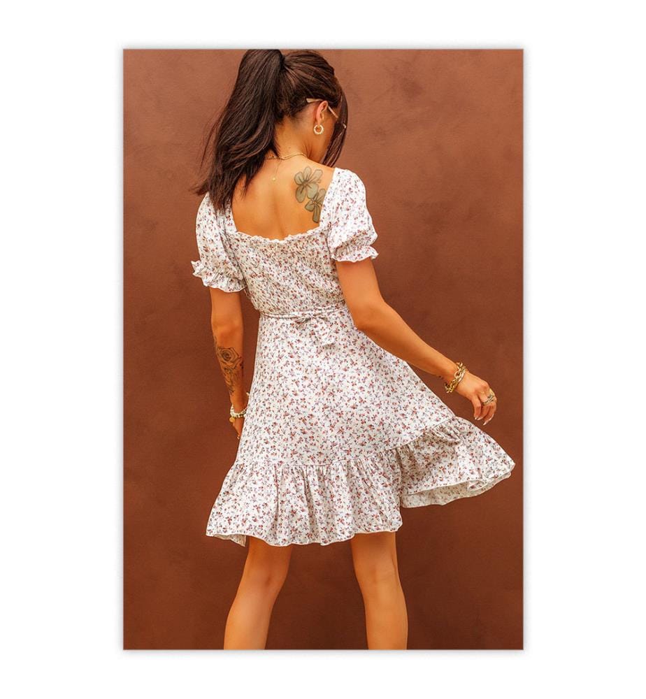 Robe blanche à imprimé floral