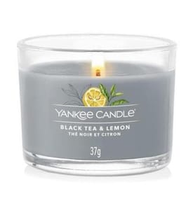 37 g - Hand-filled candles Black tea and lemon