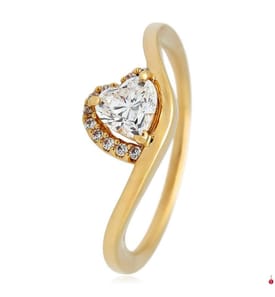 Ring mit gewelltem Herz - Vergoldetes Metall
