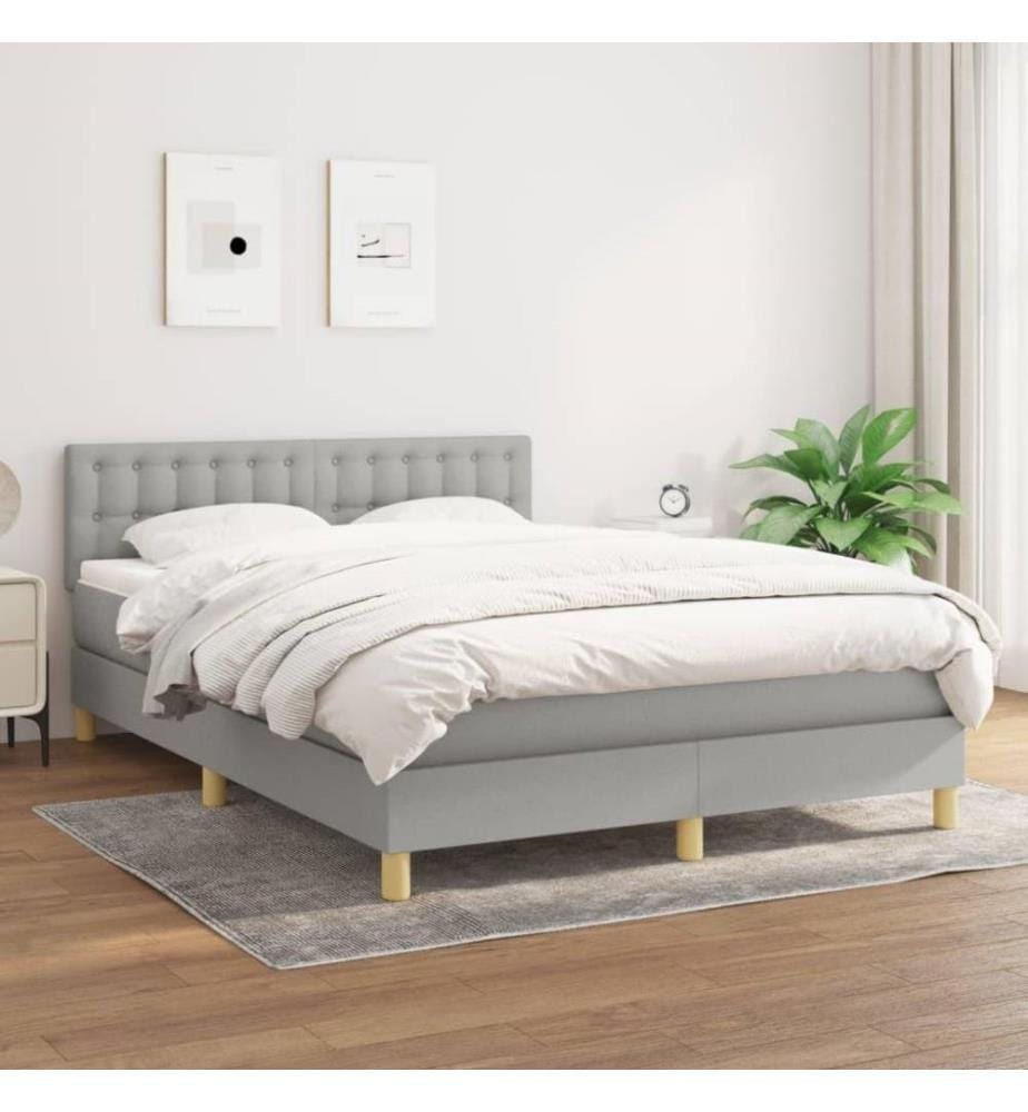 Boxspringbett mit Matratze Hellgrau 140x200 cm Stoff
